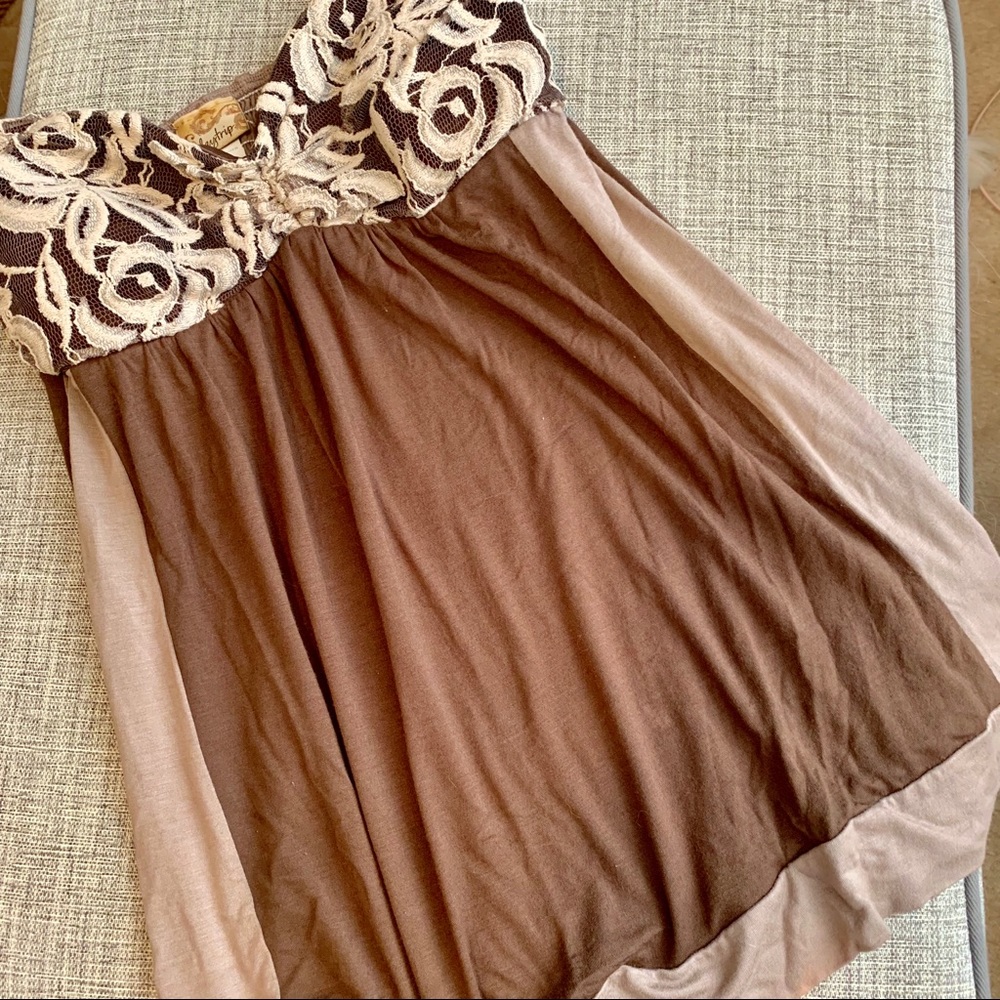 Brown strapless top